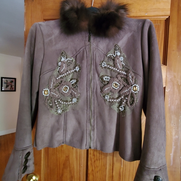 Jacket - Picture 7 of 7
